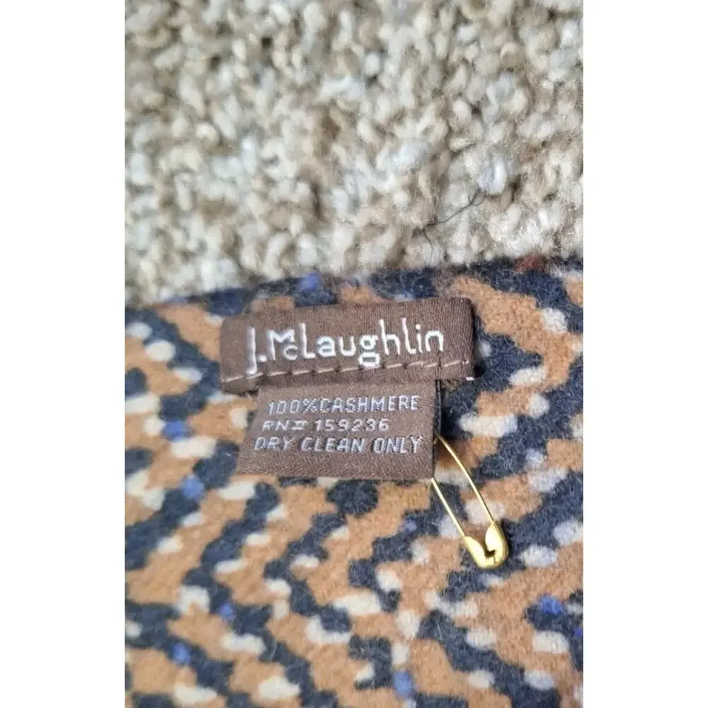 J.McLaughlin Reversible 100% Cashmere Scarf Paisley/Herringbone 26